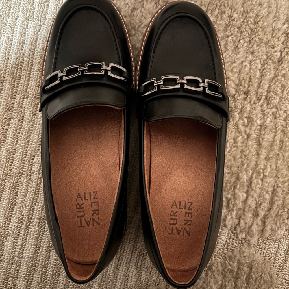 Naturalizer Black Loafers with Silver Chain Accent